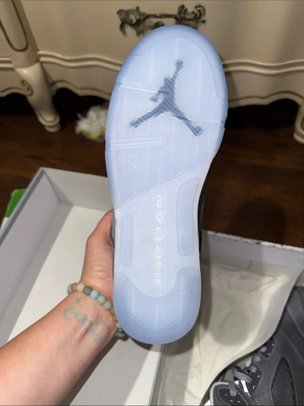 Jordan 5 Wolf Grey size 7Y BNIB